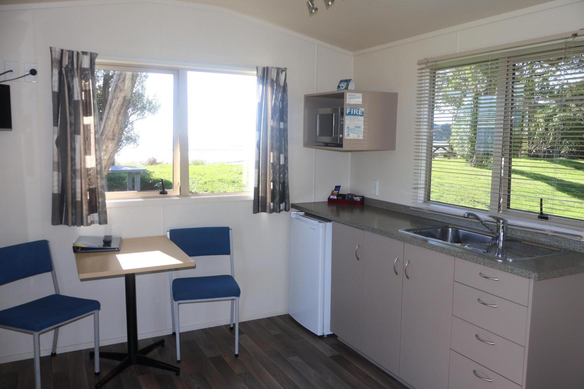 Pohara Beach Top 10 Holiday Park Εξωτερικό φωτογραφία